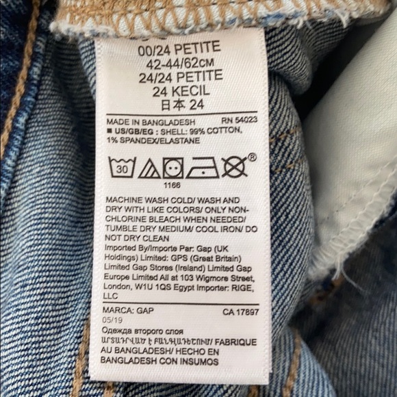 Gap Denim mid rise girlfriend woman’s jeans - Picture 7 of 9